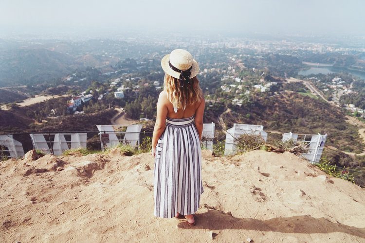 Postcards from Hawaii Travel Lifestyle Blog Gabriella Wisdom How to hike to the Hollywood Hills