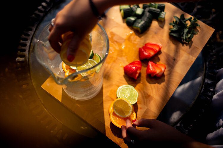 How to make the perfect pitcher of Pimm’s No.1 Cup 8 PFHPostcardsfromHawaiiPimmsoclockPimmsPimmsNo1CupBritishSummertimeAnyoneforPimmsCocktailEngland 1 1