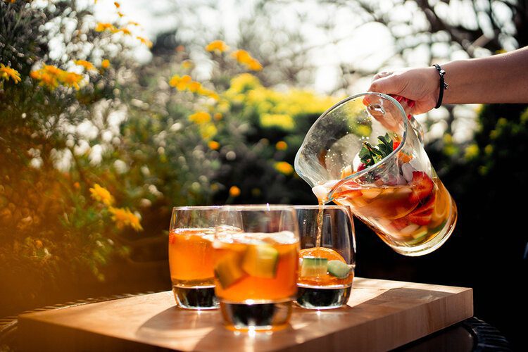 How to make the perfect pitcher of Pimm’s No.1 Cup 14 PFHPostcardsfromHawaiiPimmsoclockPimmsPimmsNo1CupBritishSummertimeAnyoneforPimmsCocktailEngland 7