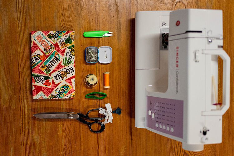 How to make a drawstring laundry bag (free pattern & tutorial) 5 PFHPostcardsfromHawaiiSewingMakeCraftDrawstringLaundryBag