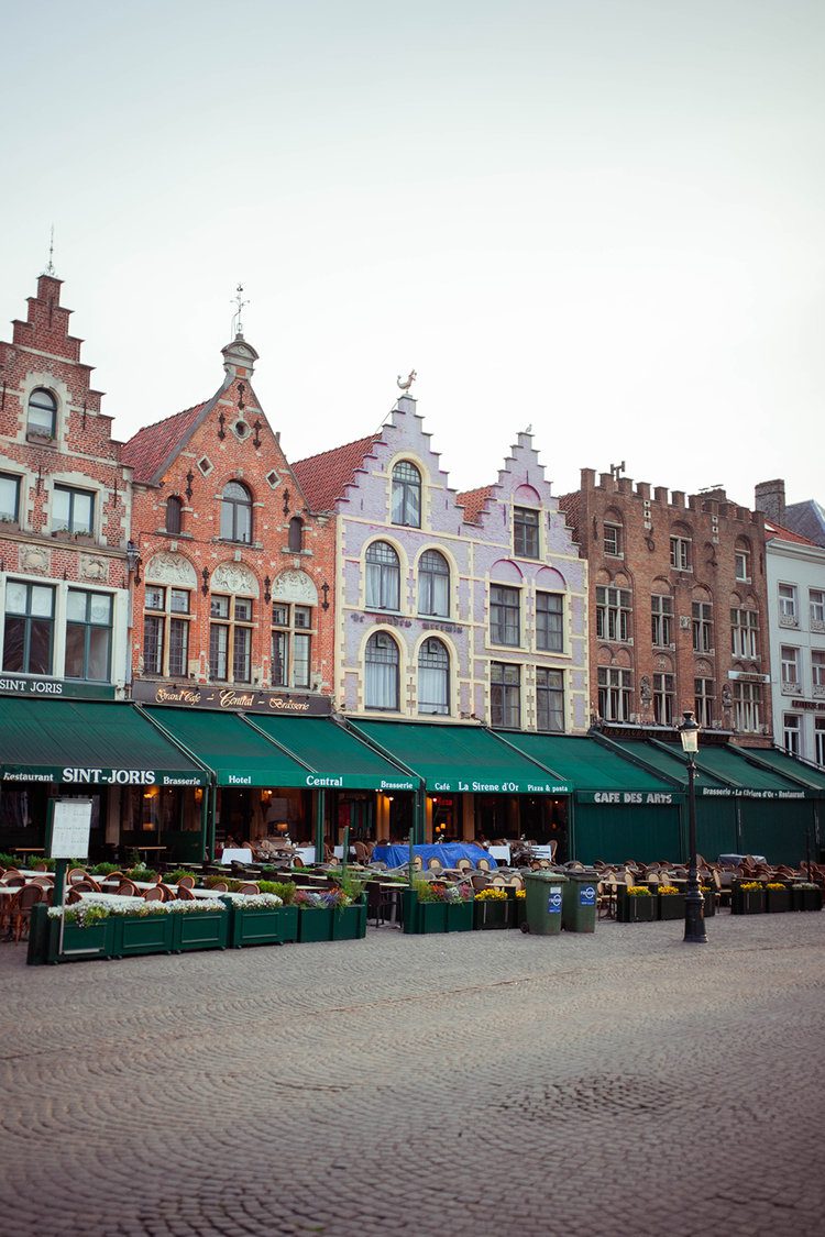Bruges, Belgium Itinerary - 4 day city break 6 PostcardsfromHawaiiBrugesBelgiumItineraryMarkt 1