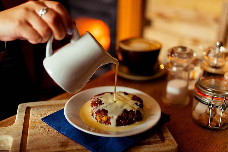 Great British desserts every traveller must try 4 PostcardsfromHawaiiGreatBritishdessertseverytravellermusttrybreadandbutterpudding