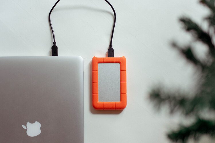 The ultimate Christmas gift guide for travellers 2019 26 PostcardsfromHawaiiPFHUltimateChristmasGiftGuideforTravellersLaCieHardDrive
