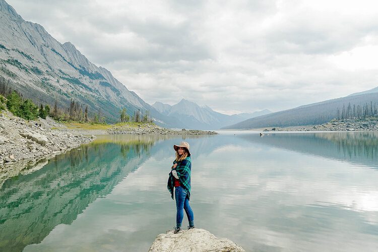 Instagram guide for Banff and Jasper National Parks, Canada 20 PostcardsfromHawaiiTravelBlogInstagramGuideBanffJasperNationalParkCanadaBestPhotoSpotsLocationsPhotographyGuide 2 2