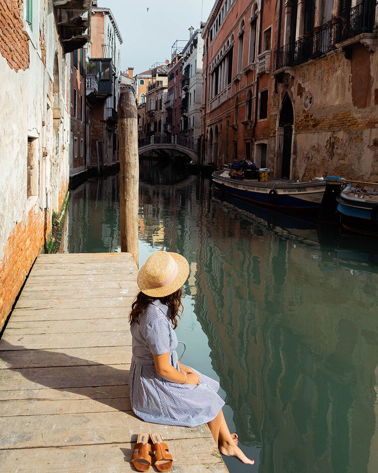 10 best photo locations for Instagram in Venice, Italy 10 PostcardsfromHawaiiTravelBlogInstagramGuideVeniceItalyBestPhotoSpotsLocationsPhotographyGuidePiscinaS
